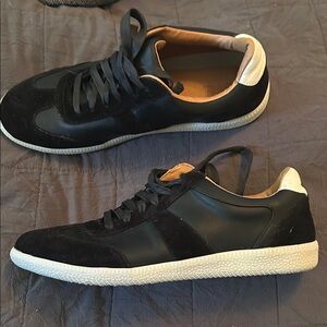 Black and White Men's Sneakers